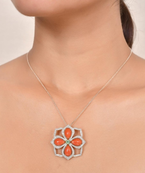 Coral Gold Pendant (18K)