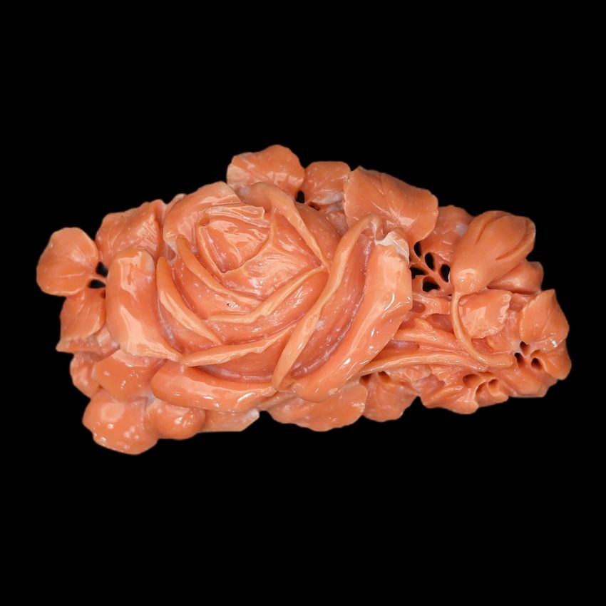 Flat rose carving