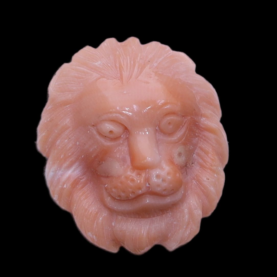 Animal Carving Idol
