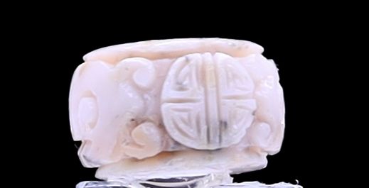 Momo Carved Tire Shape