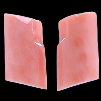 Momo Coral Cabs