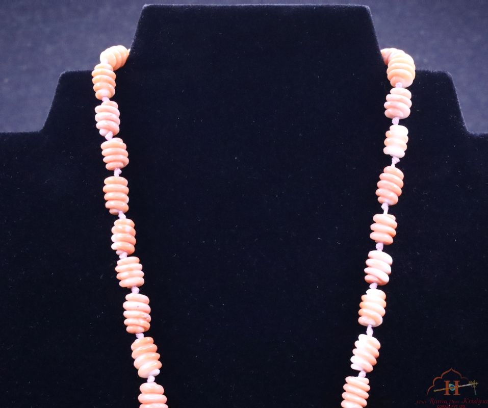 Momo Coral Carving Necklace