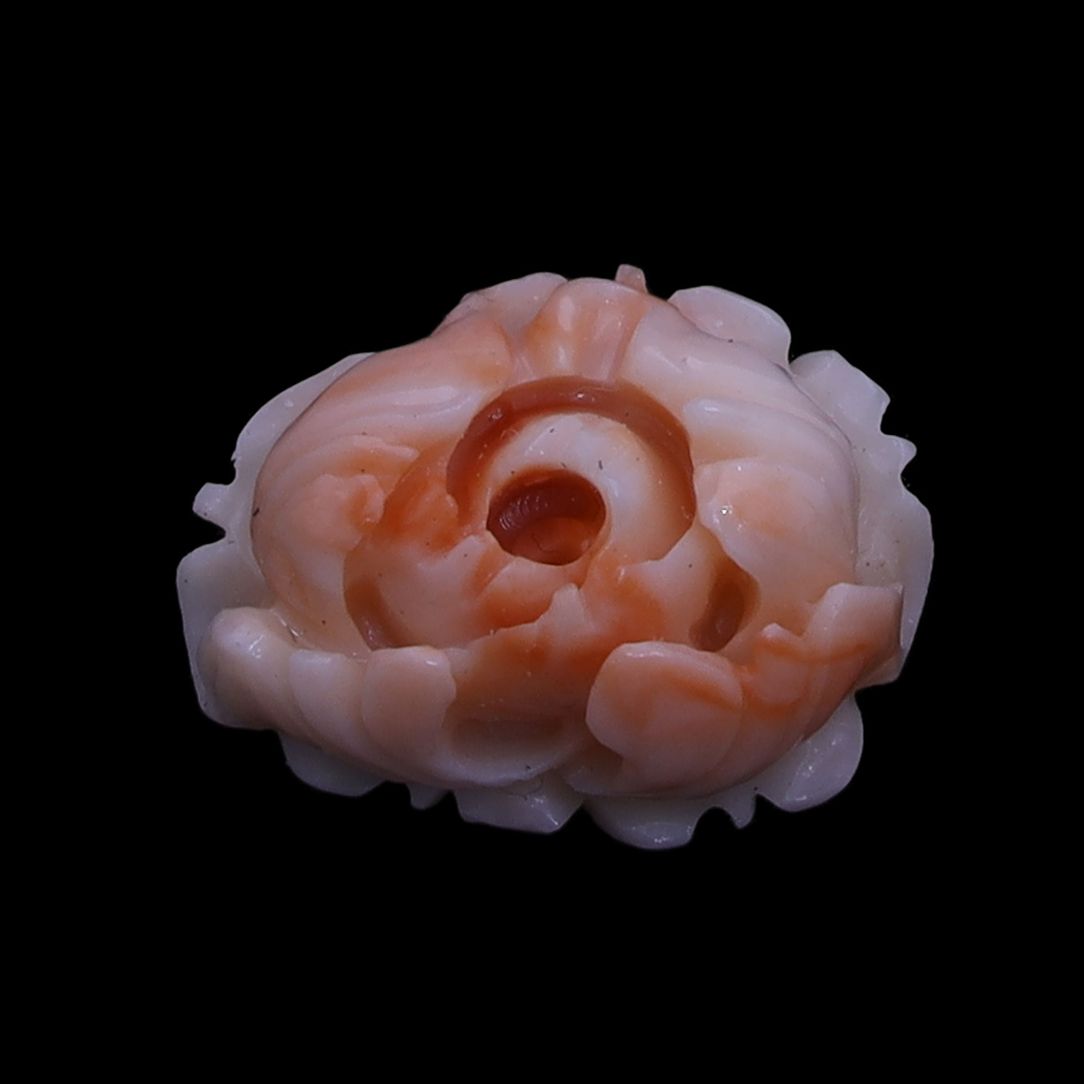 Momo Fancy Flower Carving