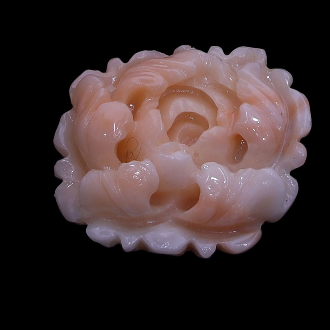 Momo Fancy Flower Carving