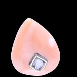 Polki Worked On Coral